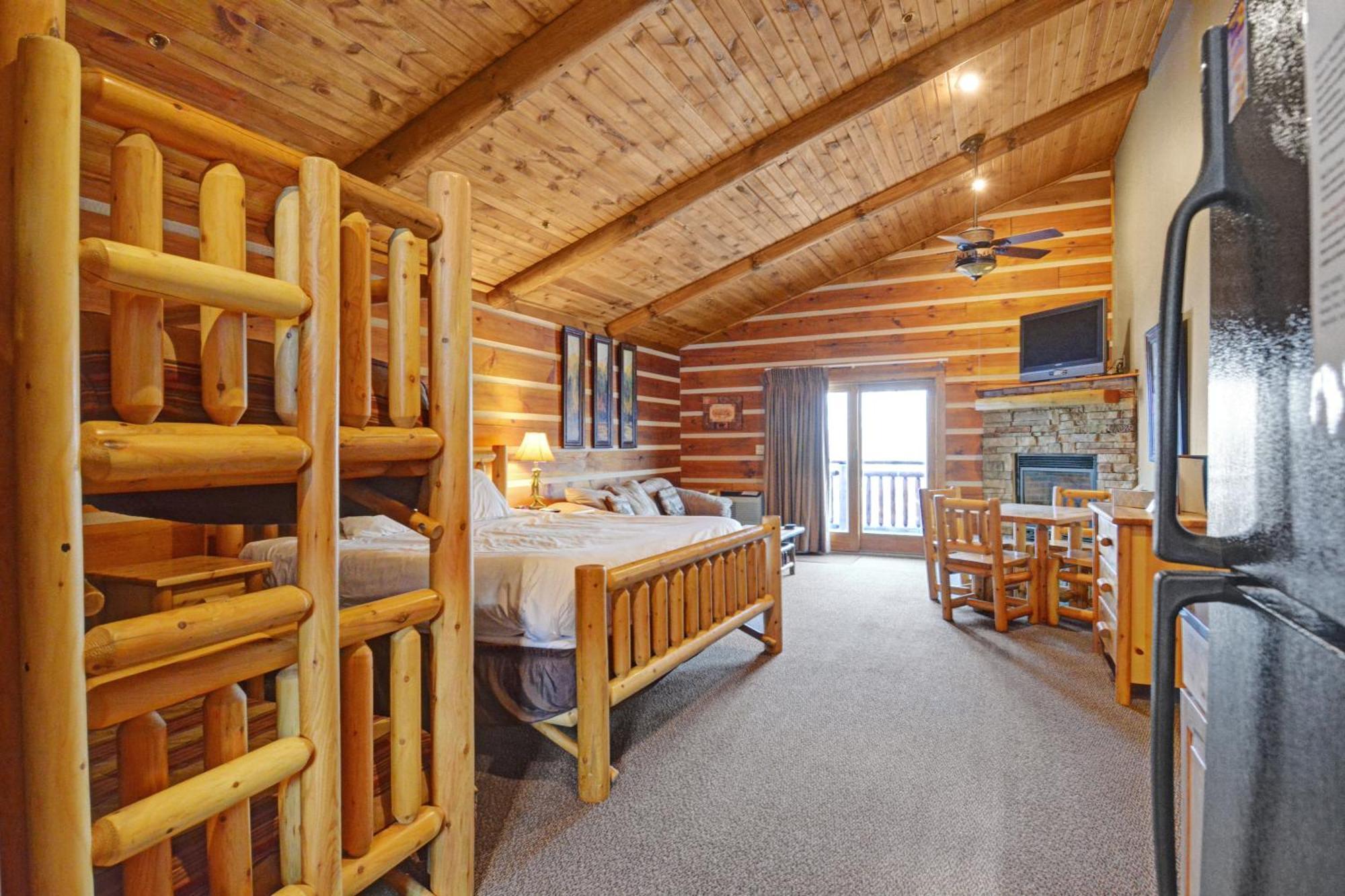 The Lodges At Sunset Village 麦克亨利 客房 照片