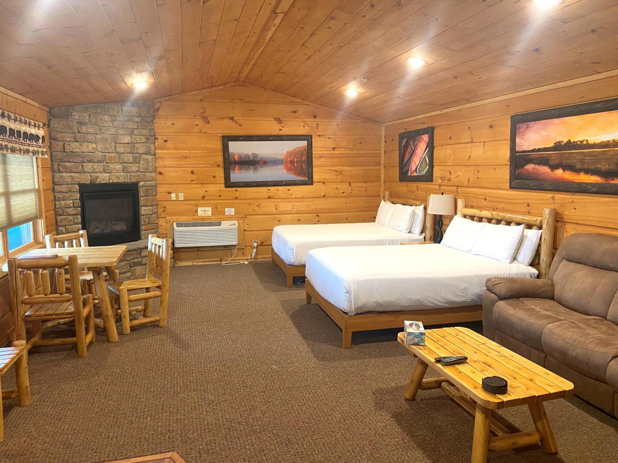 The Lodges At Sunset Village 麦克亨利 客房 照片