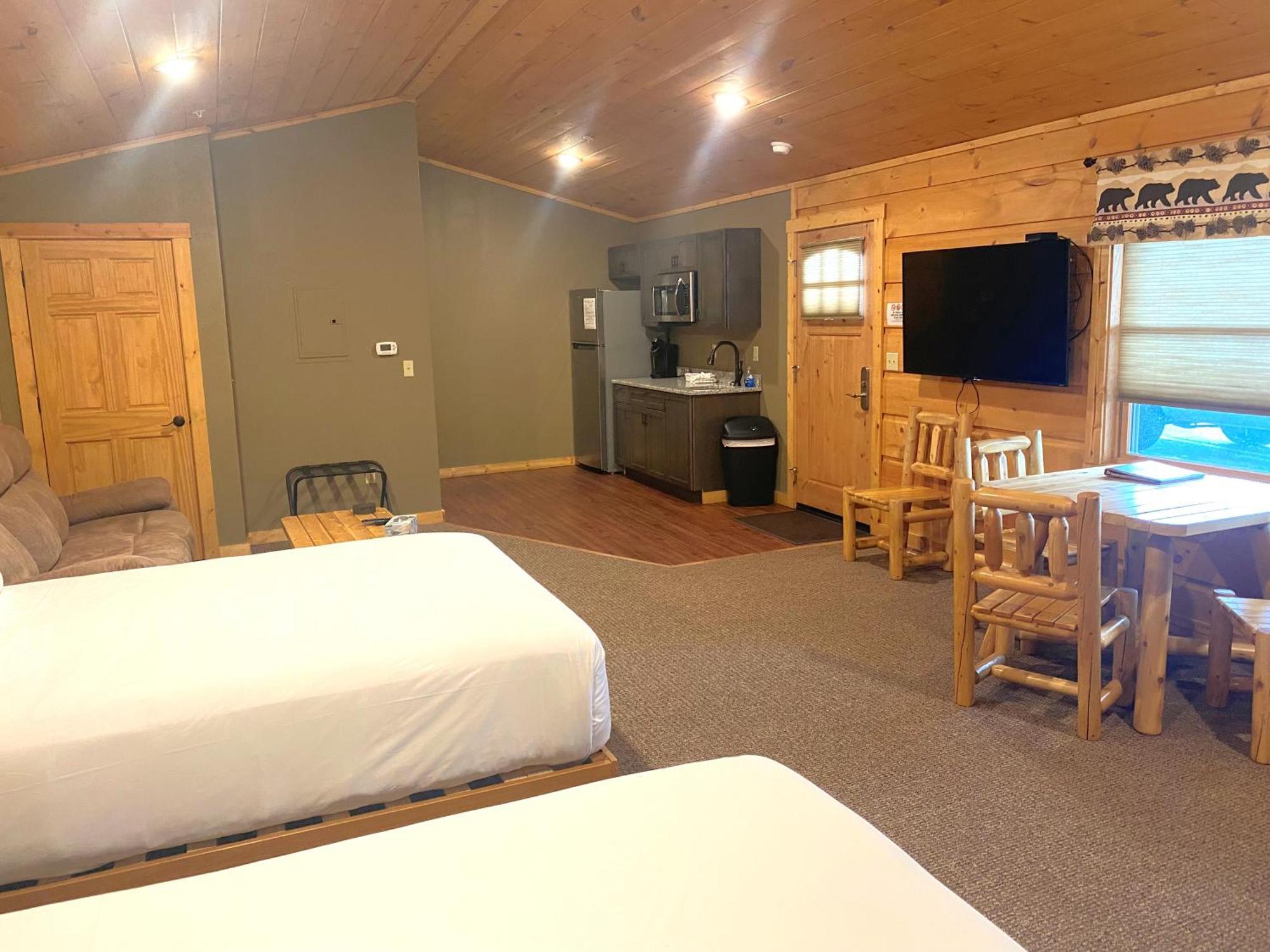 The Lodges At Sunset Village 麦克亨利 客房 照片